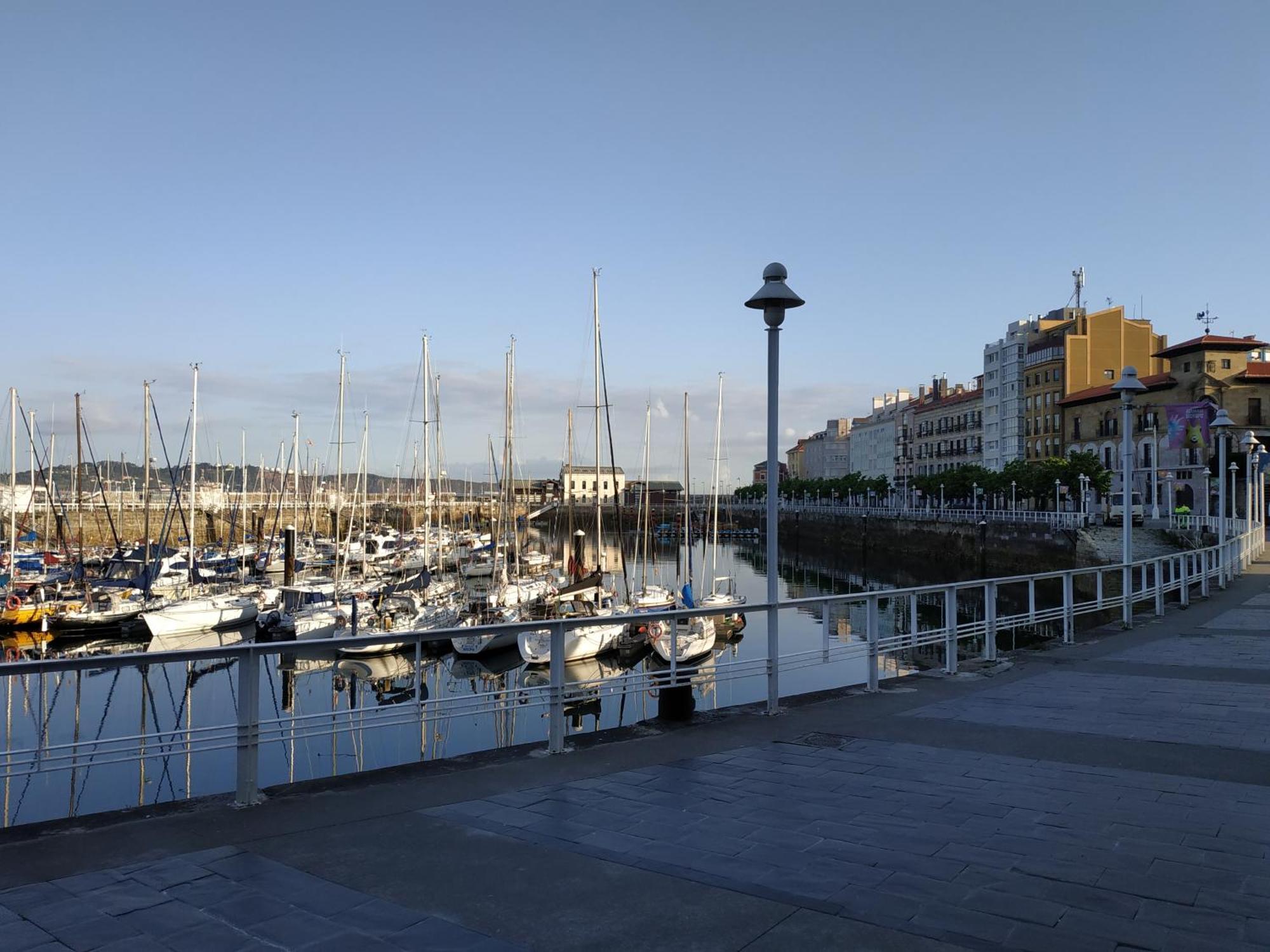 Appartamento El Rincon Del Puerto Gijón Esterno foto